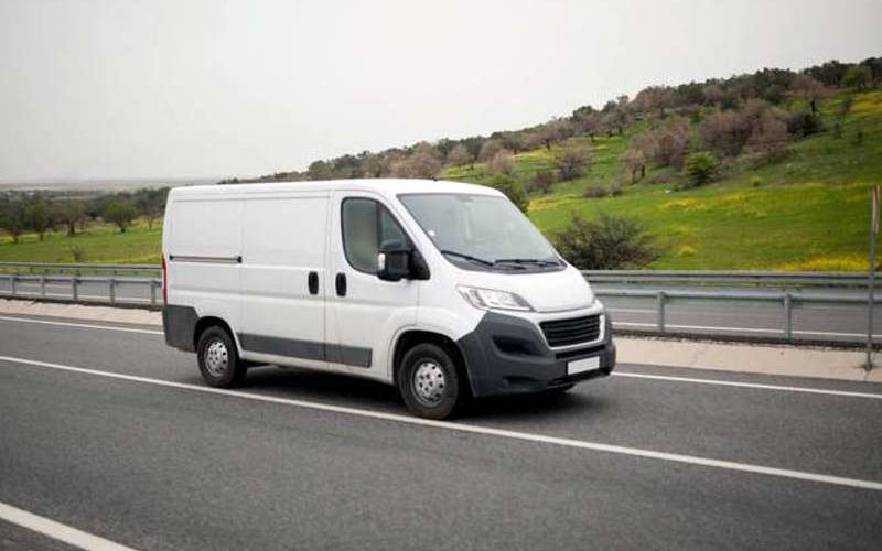 Odgovarjamo na najpogostejša vprašanja o prevozu paketov v Nemčijo